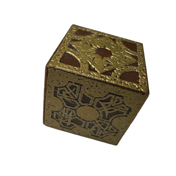 Hellraiser Pinhead 12” Action Figure w/ Cube Movie Horror Halloween Clive Barker - Picture 11 of 12